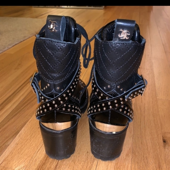 THE KOOPLES BOOTS. BLACK W/ STUDDING. SIZE 38/7. - Picture 4 of 4